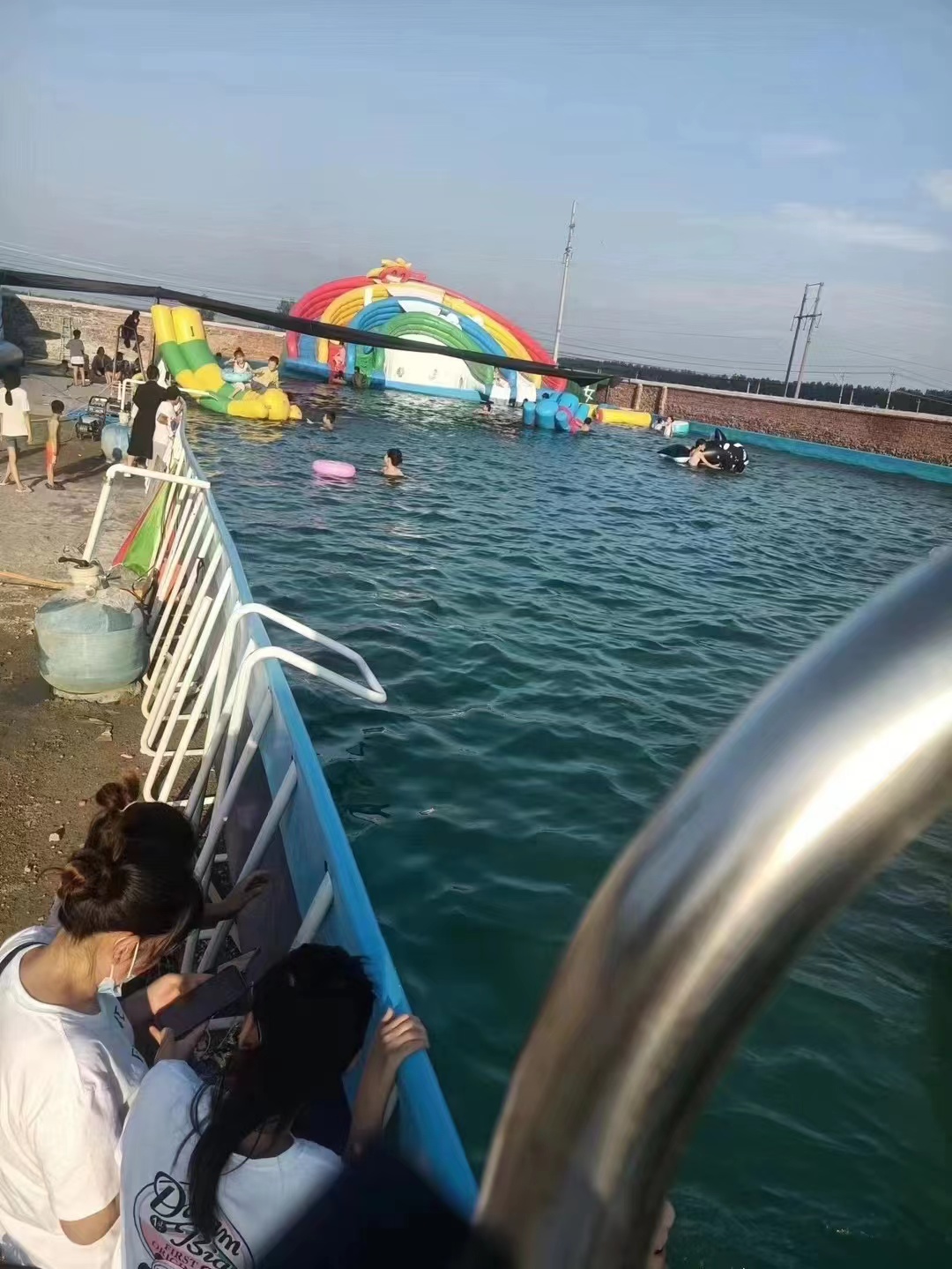 36d4c2f26bfddf37055cd15d012eda0.jpg