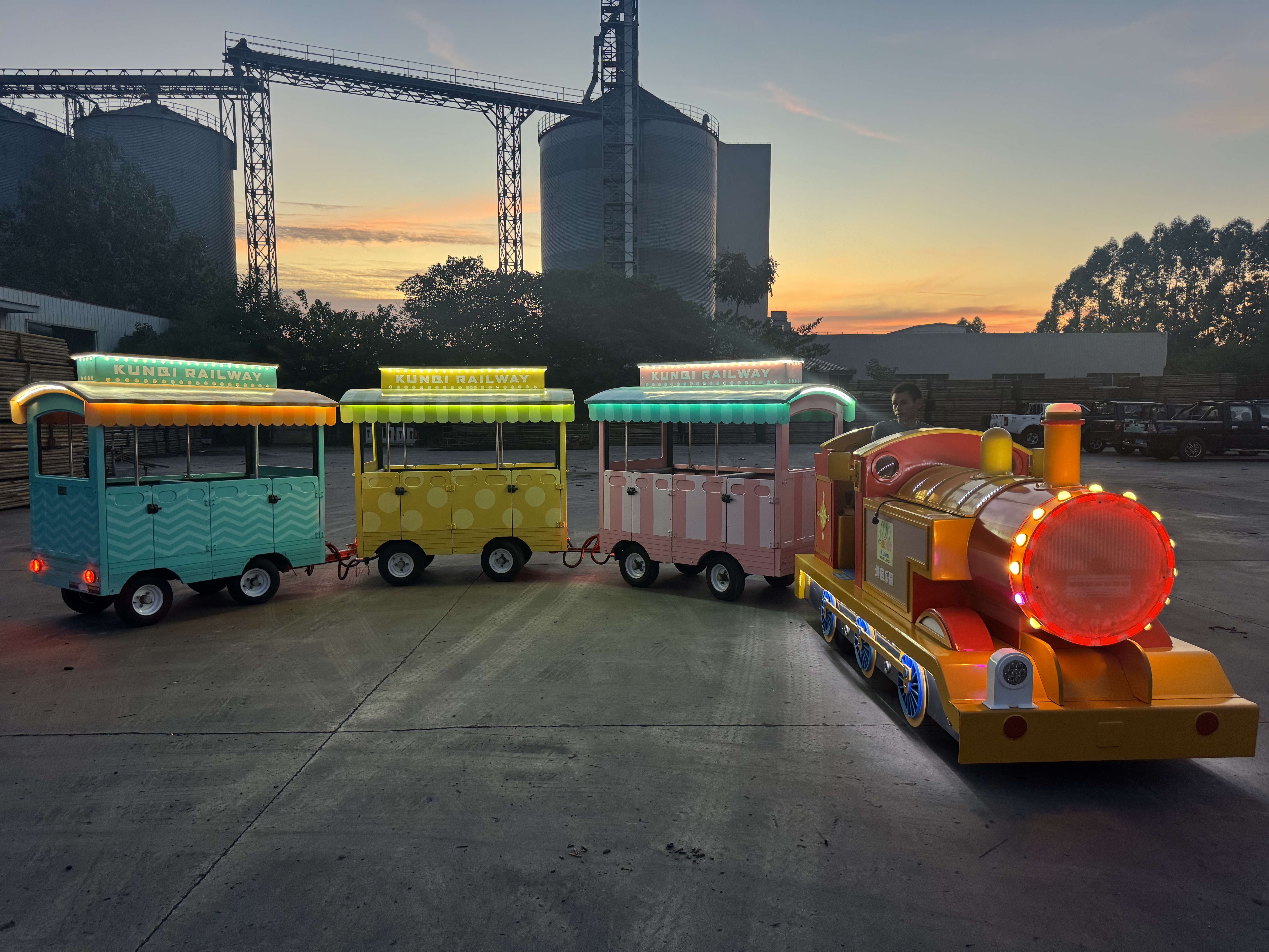 7778289c9f5a8951c572f678f131438d.jpg 7778289c9f5a8951c572f678f131438d.jpg